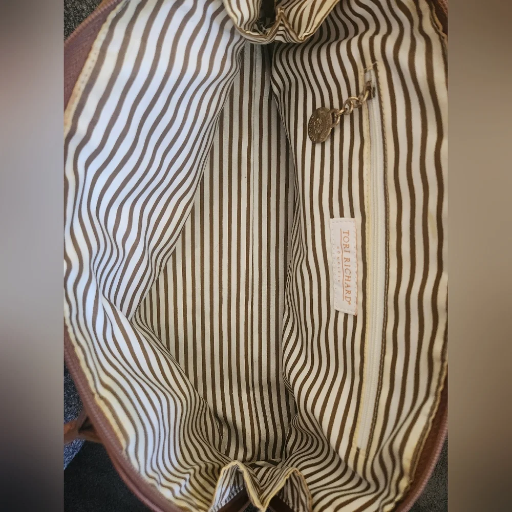 Tori Richard Tan Woven Shoulder Bag - Picture 5 of 16